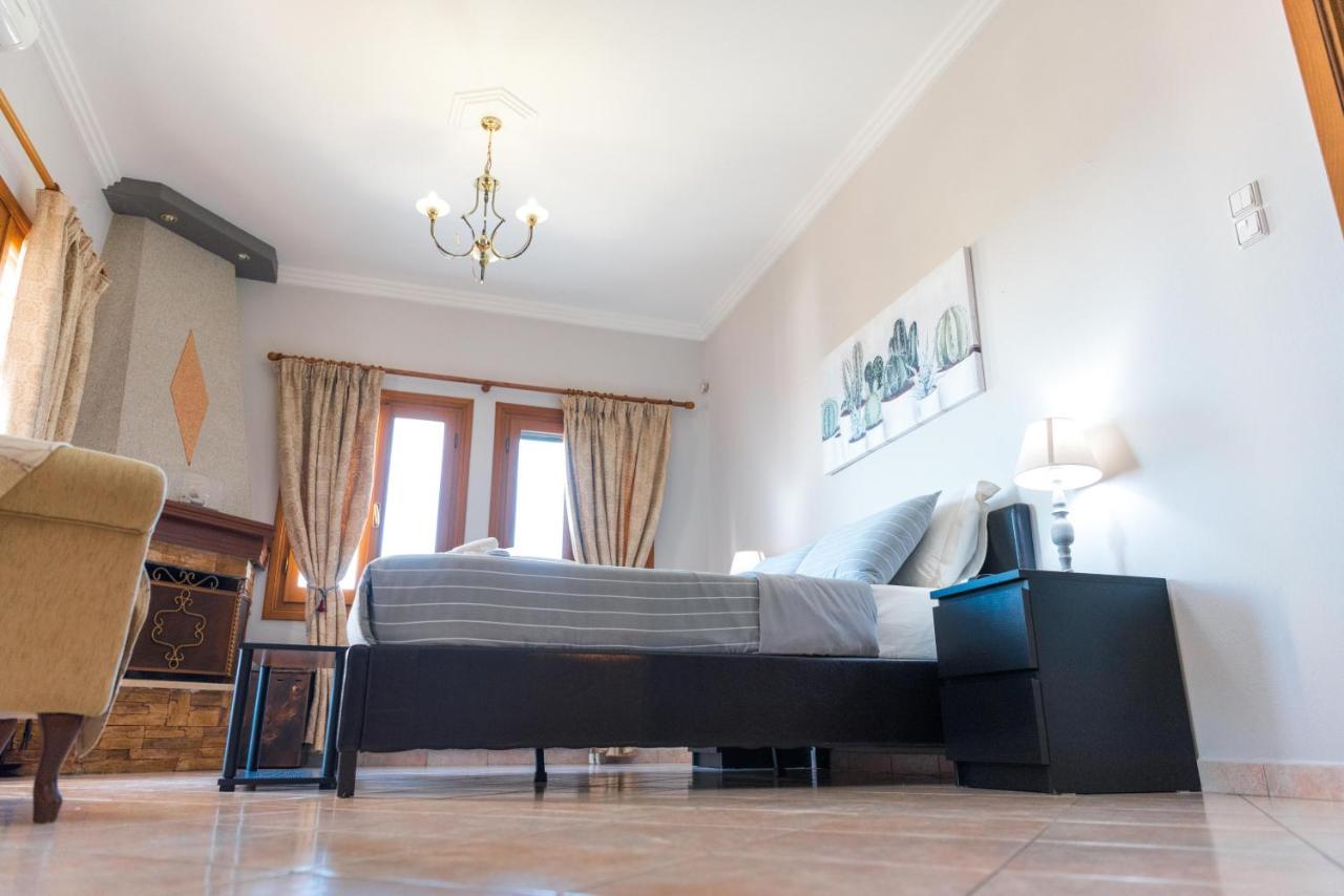 אגריה Athena'S Luxury Place מראה חיצוני תמונה
