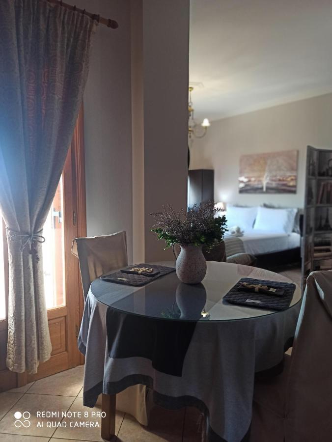 אגריה Athena'S Luxury Place מראה חיצוני תמונה