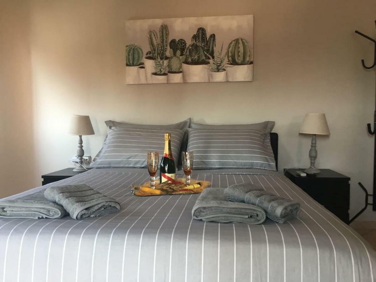אגריה Athena'S Luxury Place מראה חיצוני תמונה